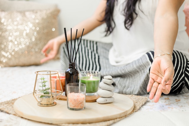 A collage of mindfulness and meditation apps on a smartphone.