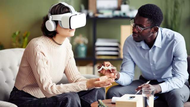 Therapeutic Applications of Virtual Reality