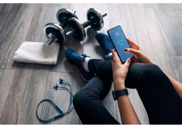 Revolutionize Your Fitness: The Top 10 Wearable Technology Gadgets of 2025