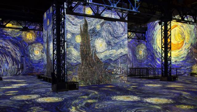 Projection mapping art installation