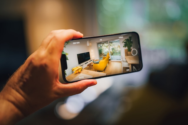 Real estate agent virtual tour